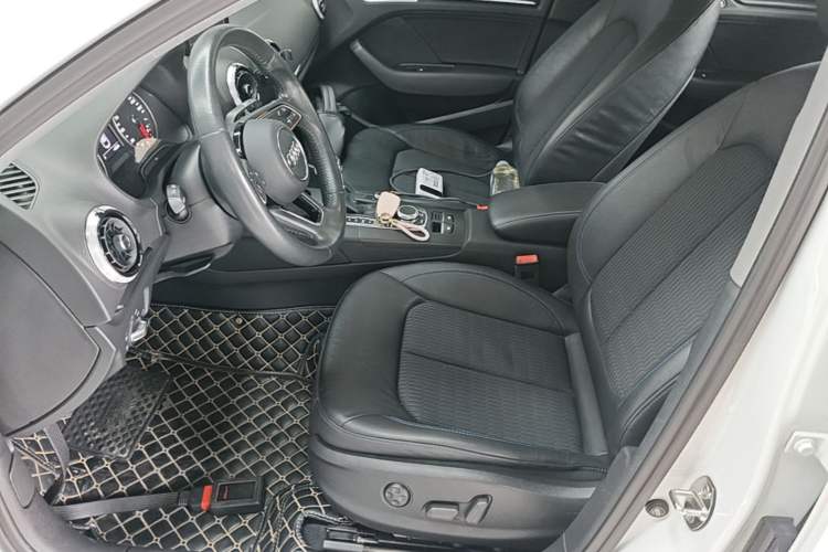 Used Audi A3 2019 Limousine 35 TFSI Fashion Edition China V standard Left Front Seat