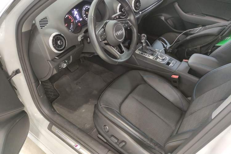 Used Audi A3 2019 Sportback 35 TFSI Fashion Edition China V Left Front Seat