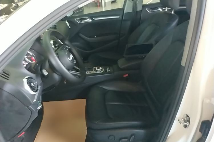 Used Audi A3 2019 Limousine 35 TFSI Style Version China V Emission Standard Left Front Seat