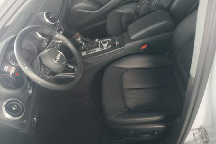 Used Audi A3 2019 Limousine 35 TFSI Fashion Edition China V standard Left Front Seat