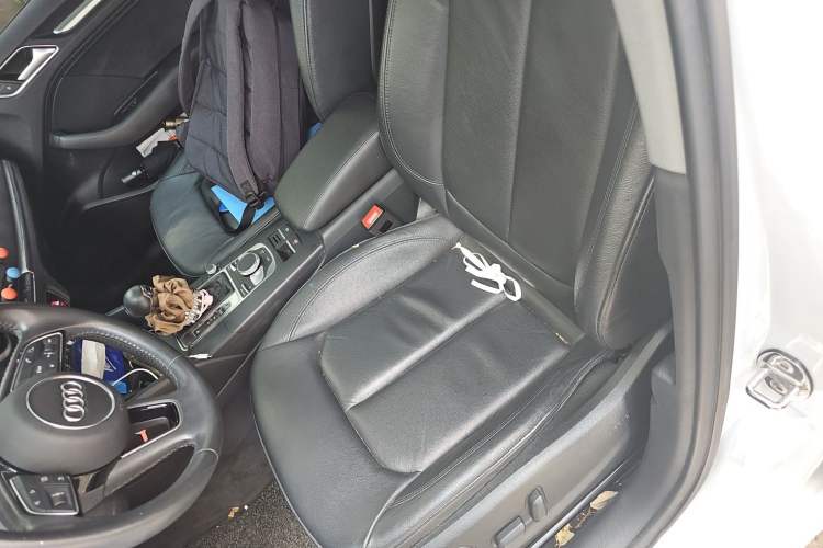 Used Audi A3 2019 Sportback 35 TFSI Style Version China V Emission Standard Left Front Seat
