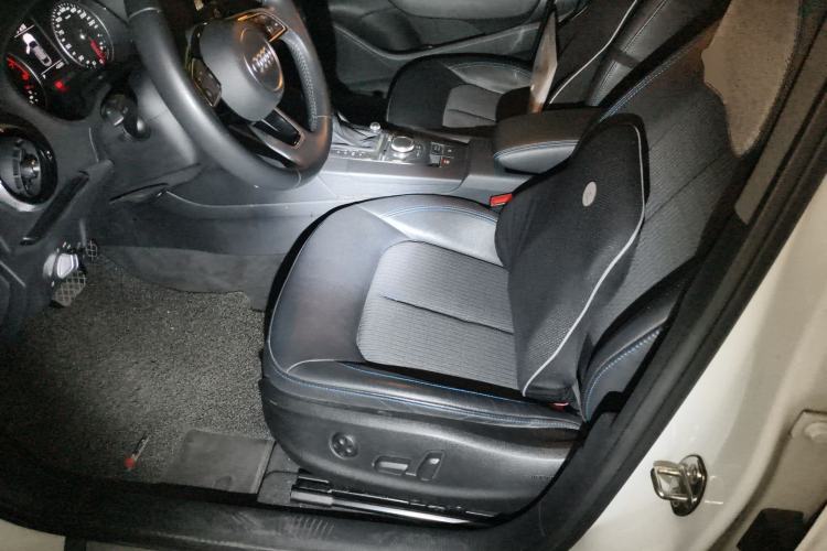 Used Audi A3 2019 Limousine 35 TFSI Fashion Edition China V standard Left Front Seat