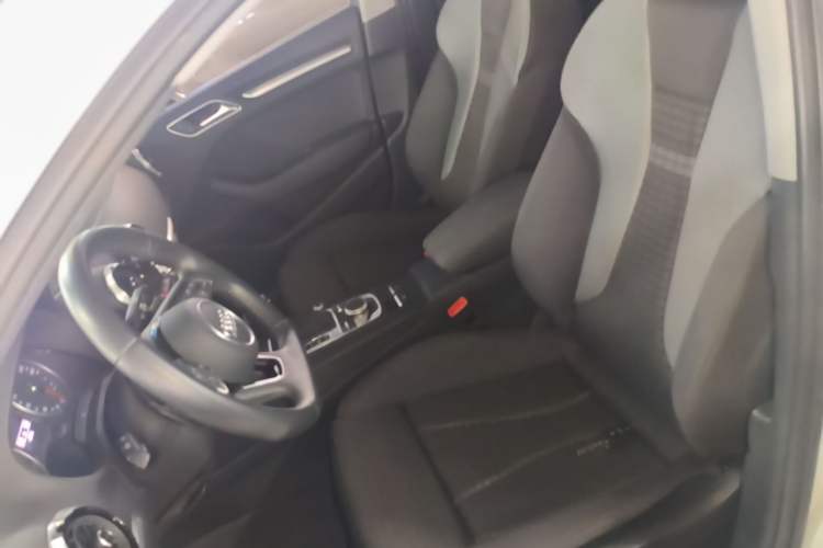 Used Audi A3 2019 Limousine 35 TFSI Sporty Version China VI Left Front Seat