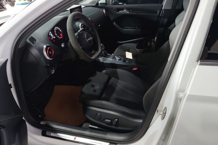 Used Audi A3 2019 Limousine 40 TFSI Sport Version China V Emission Standard Left Front Seat