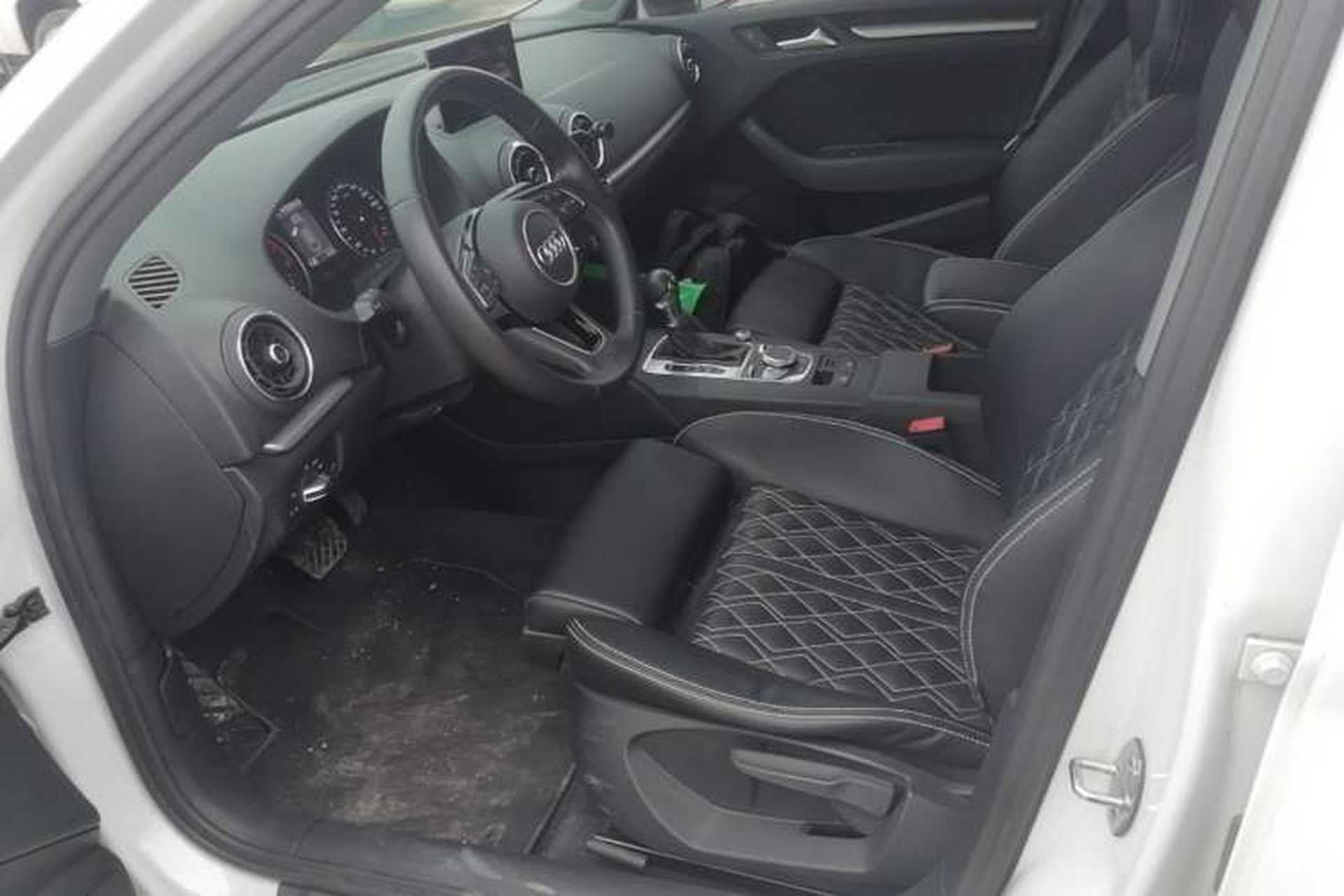 Used Audi A3 2019 Limousine 35 TFSI Ambition China VI Left Front Seat