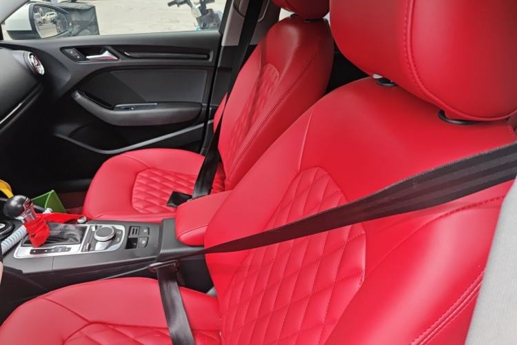 Used Audi A3 2019 Limousine 35 TFSI Ambition China VI Left Front Seat