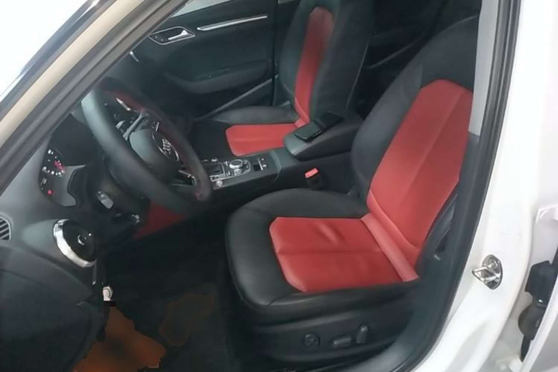 Used Audi A3 2019 Sportback 35 TFSI Style Edition China VI Emission Standard Left Front Seat