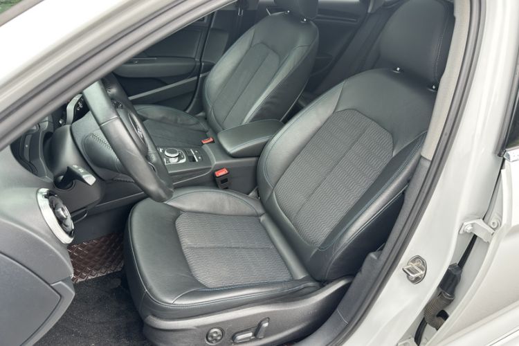 Used Audi A3 2019 Limousine 35 TFSI Fashion Edition China VI Emission Standard Left Front Seat
