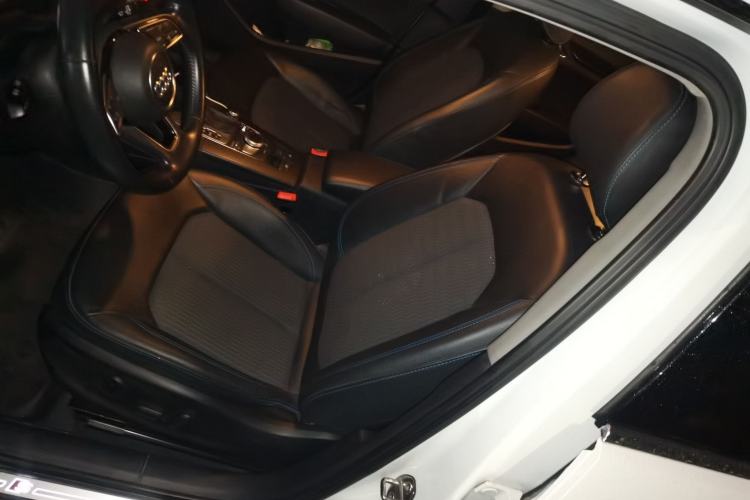 Used Audi A3 2019 Sportback 35 TFSI Fashion Edition China V Left Front Seat