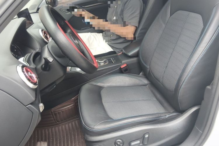 Used Audi A3 2019 Limousine 35 TFSI Fashion Edition China VI Emission Standard Left Front Seat