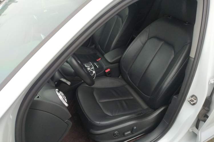 Used Audi A3 2019 Limousine 35 TFSI Style Version China V Emission Standard Left Front Seat