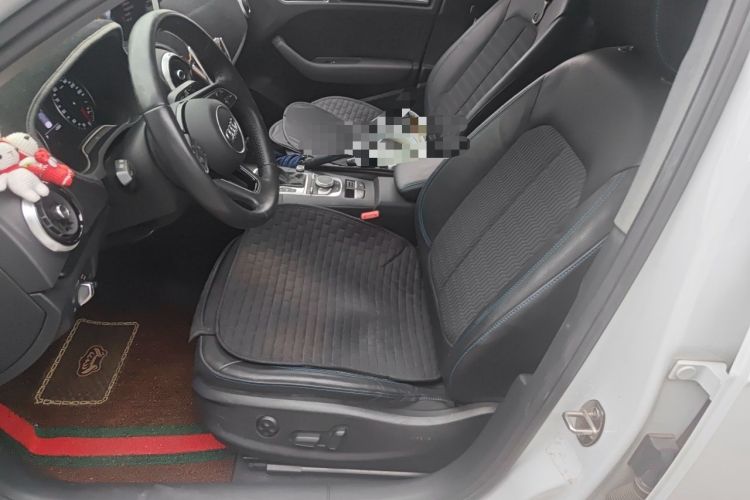 Used Audi A3 2019 Sportback 35 TFSI Fashion Edition China VI Emission Standard Left Front Seat