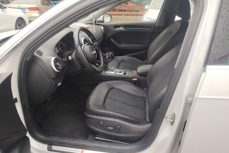 Used Audi A3 2019 Sportback 35 TFSI Fashion Edition China V Left Front Seat