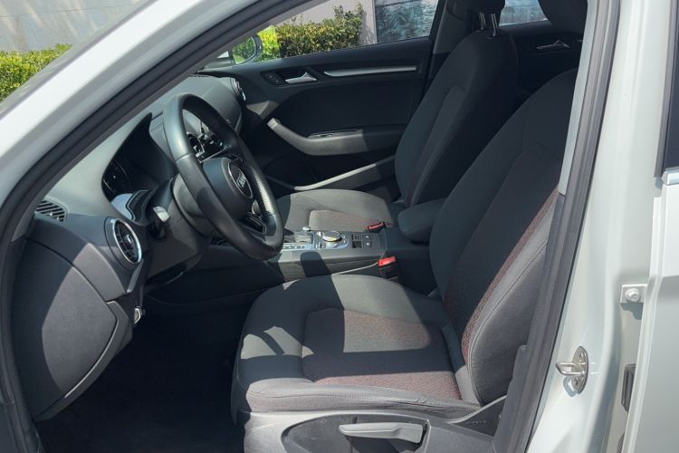 Used Audi A3 2019 Limousine 35 TFSI Ambition China VI Left Front Seat