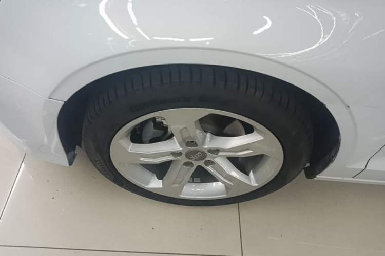 Used Audi A3 2019 Limousine 35 TFSI Ambition China VI Left Front Wheel Hub
