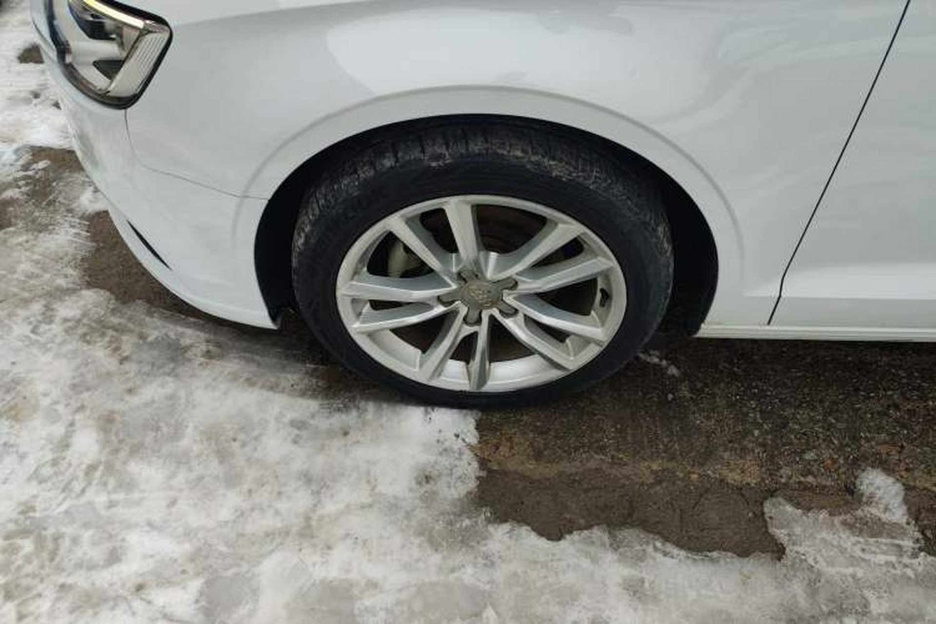 Used Audi A3 2019 Limousine 35 TFSI Ambition China V Left Front Wheel Hub