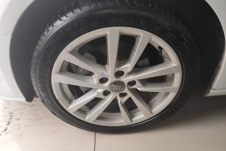 Used Audi A3 2019 Sportback 35 TFSI Ambition China V Left Front Wheel Hub