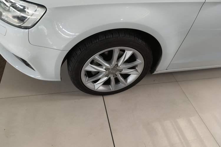Used Audi A3 2019 Sportback 35 TFSI Ambition China V Left Front Wheel Hub