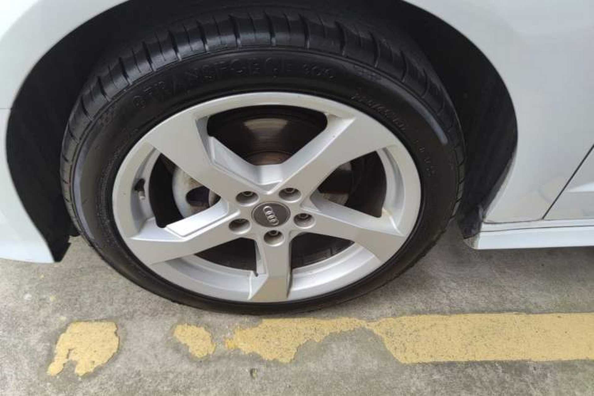 Used Audi A3 2019 Sportback 35 TFSI Fashion Edition China V Left Front Wheel Hub