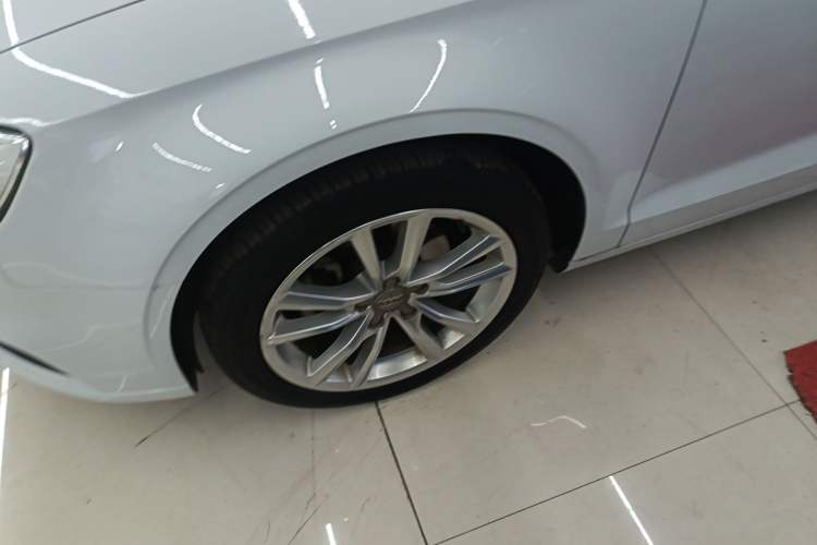 Used Audi A3 2019 Limousine 35 TFSI Ambition China V Left Front Wheel Hub