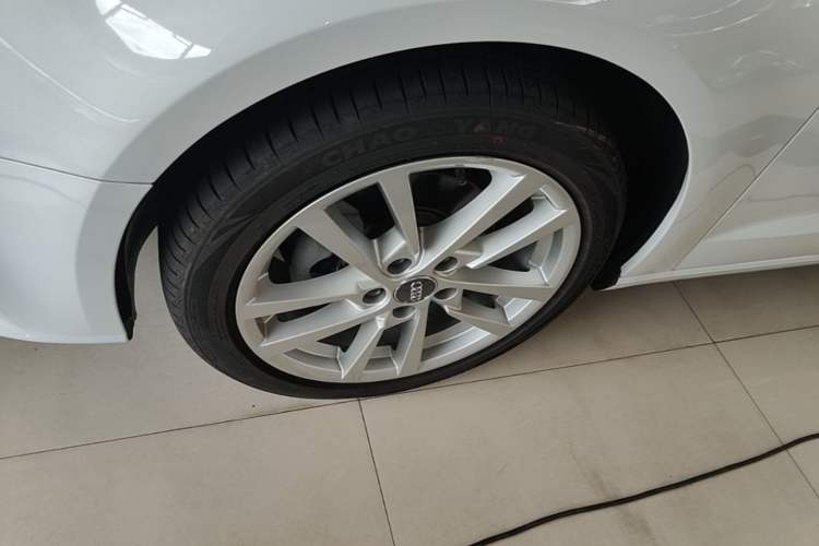 Used Audi A3 2019 Sportback 35 TFSI Ambition China V Left Front Wheel Hub