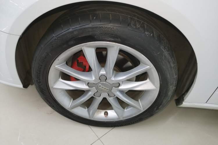 Used Audi A3 2019 Sportback 35 TFSI Ambition China VI Left Front Wheel Hub