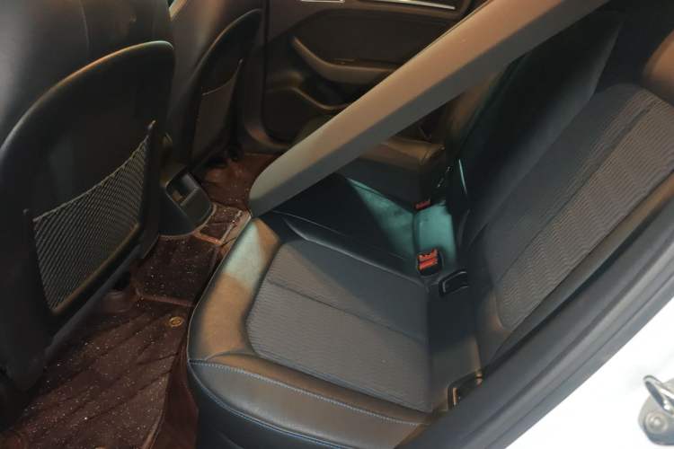 Used Audi A3 2019 Sportback 35 TFSI Fashion Edition China VI Emission Standard Left Rear Seat