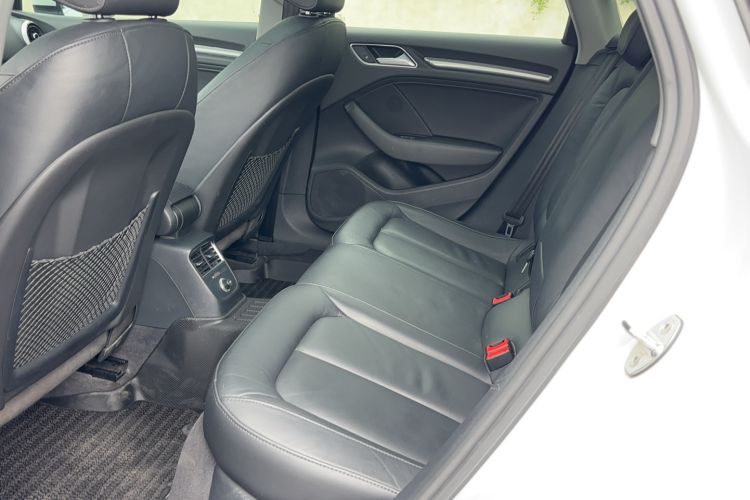 Used Audi A3 2019 Limousine 35 TFSI Style Version China V Emission Standard Left Rear Seat