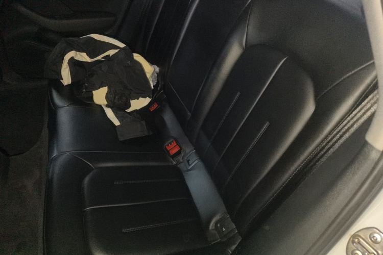 Used Audi A3 2019 Limousine 35 TFSI Ambition China VI Left Rear Seat