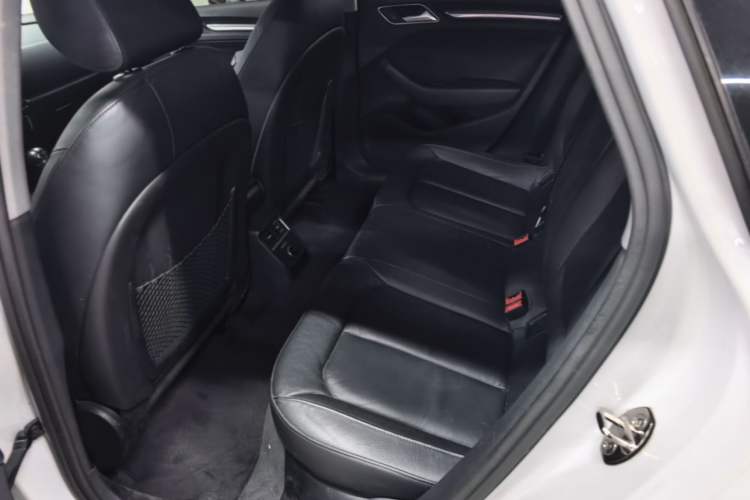 Used Audi A3 2019 Limousine 35 TFSI Style Version China V Emission Standard Left Rear Seat