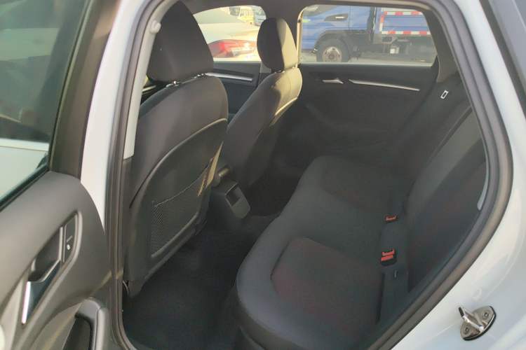 Used Audi A3 2019 Sportback 35 TFSI Ambition China VI Left Rear Seat