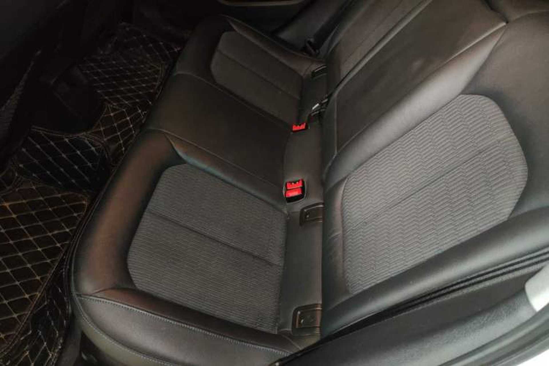 Used Audi A3 2019 Limousine 35 TFSI Fashion Edition China VI Emission Standard Left Rear Seat
