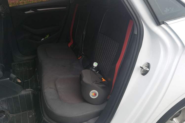 Used Audi A3 2019 Limousine 35 TFSI Ambition China V Left Rear Seat