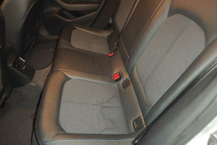 Used Audi A3 2019 Limousine 35 TFSI Fashion Edition China VI Emission Standard Left Rear Seat