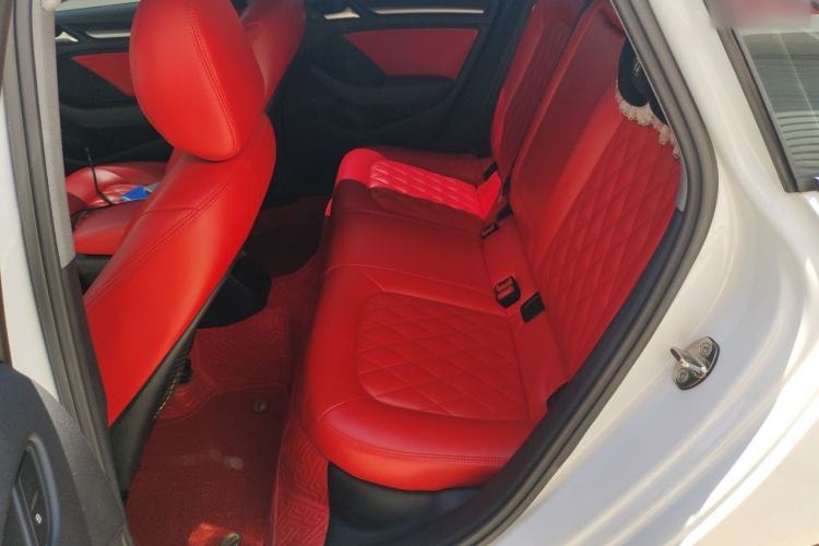 Used Audi A3 2019 Limousine 35 TFSI Ambition China VI Left Rear Seat