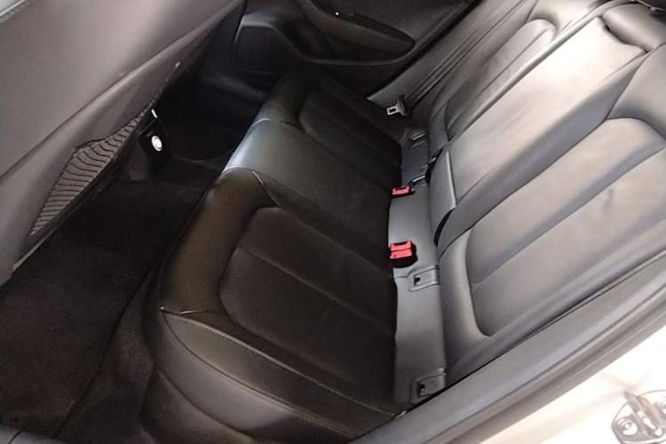 Used Audi A3 2019 Sportback 35 TFSI Style Edition China VI Emission Standard Left Rear Seat