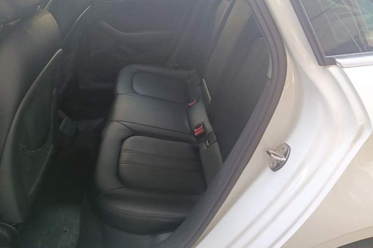 Used Audi A3 2019 Limousine 35 TFSI Ambition China V Left Rear Seat