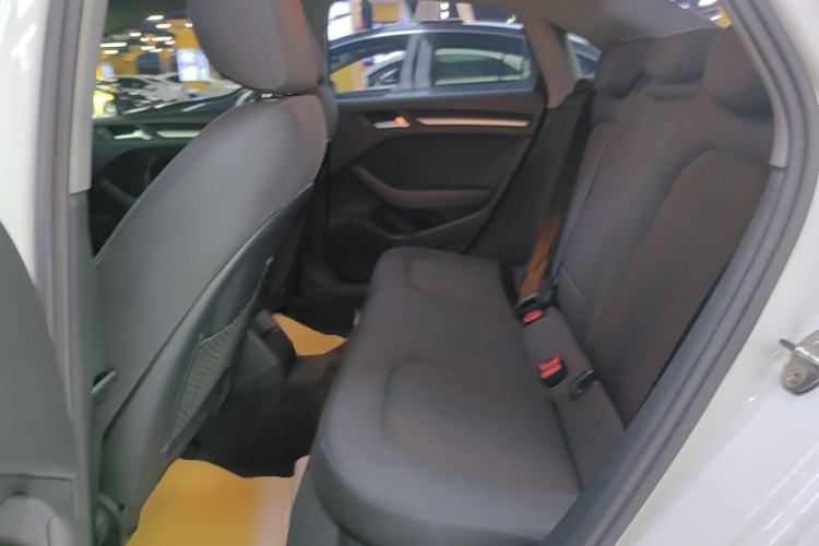 Used Audi A3 2019 Limousine 35 TFSI Ambition China VI Left Rear Seat