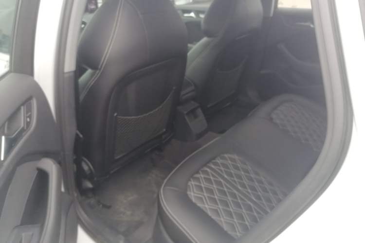 Used Audi A3 2019 Limousine 35 TFSI Ambition China VI Left Rear Seat
