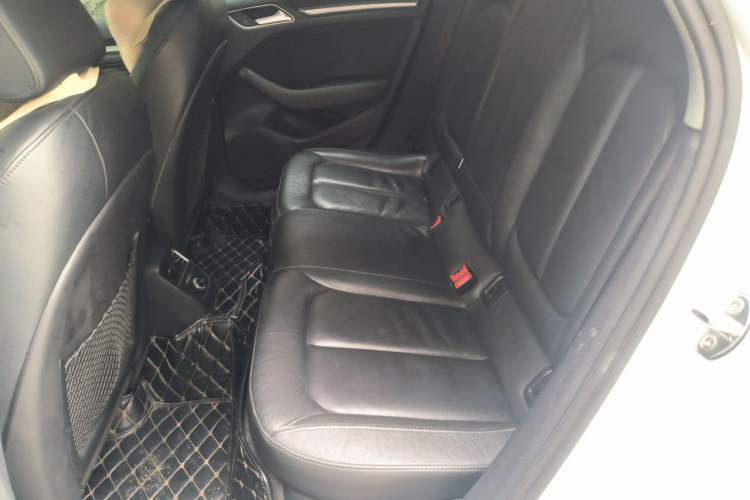 Used Audi A3 2019 Limousine 35 TFSI Style Edition China VI Emission Standard Left Rear Seat
