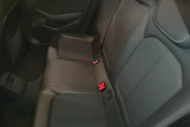 Used Audi A3 2019 Sportback 35 TFSI Fashion Edition China VI Emission Standard Left Rear Seat