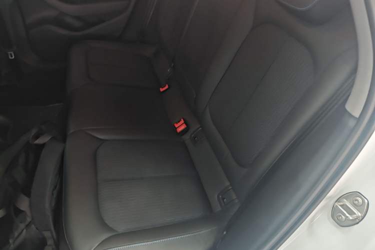 Used Audi A3 2019 Sportback 35 TFSI Fashion Edition China VI Emission Standard Left Rear Seat