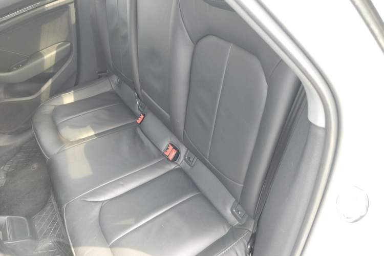 Used Audi A3 2019 Limousine 35 TFSI Ambition China VI Left Rear Seat
