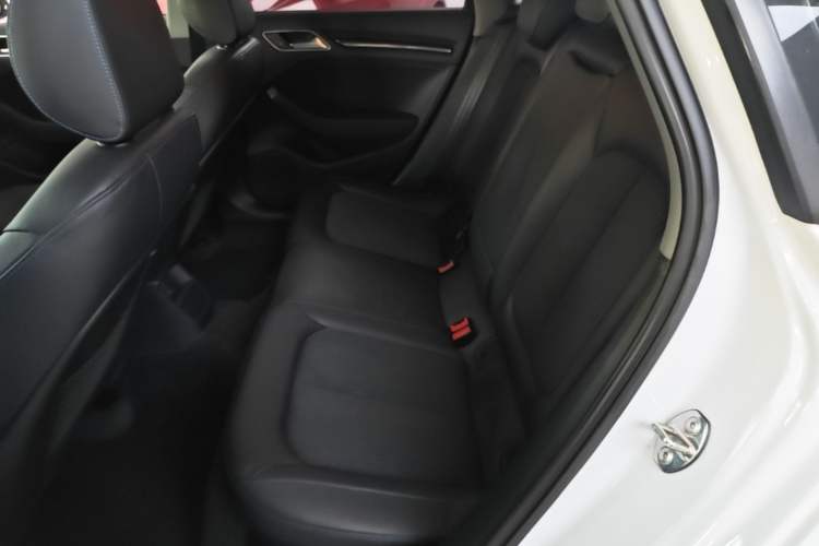 Used Audi A3 2019 Sportback 35 TFSI Fashion Edition China VI Emission Standard Left Rear Seat