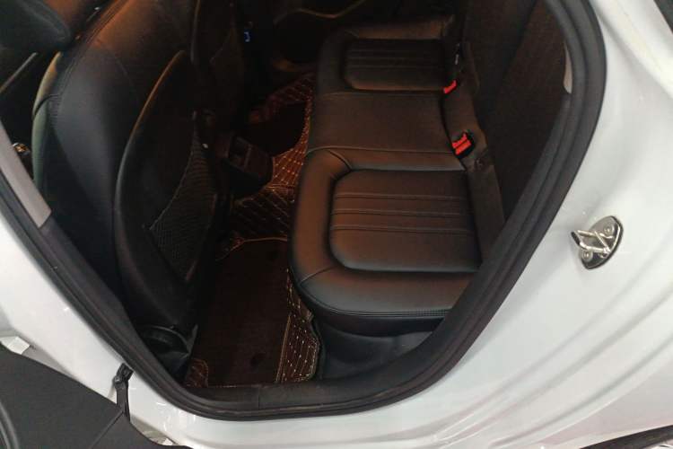 Used Audi A3 2019 Limousine 35 TFSI Ambition China V Left Rear Seat