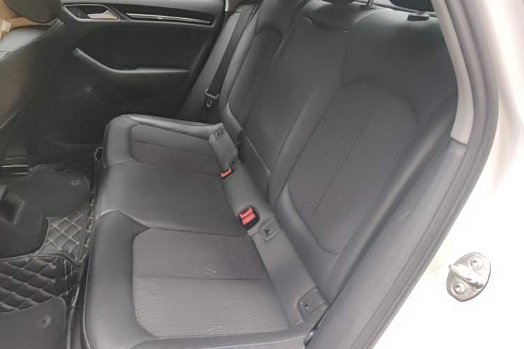 Used Audi A3 2019 Limousine 35 TFSI Fashion Edition China VI Emission Standard Left Rear Seat