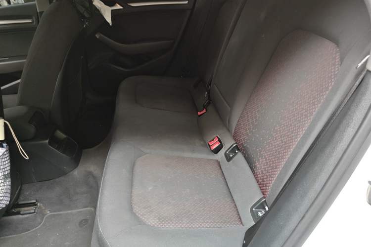 Used Audi A3 2019 Limousine 35 TFSI Ambition China VI Left Rear Seat