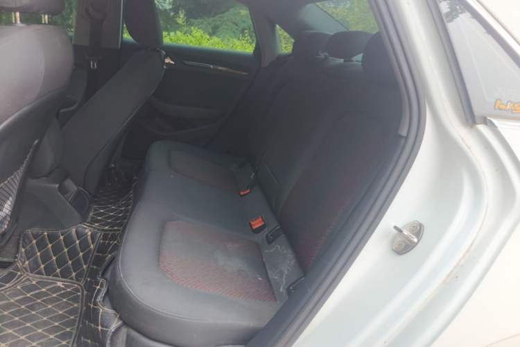 Used Audi A3 2019 Limousine 35 TFSI Ambition China VI Left Rear Seat