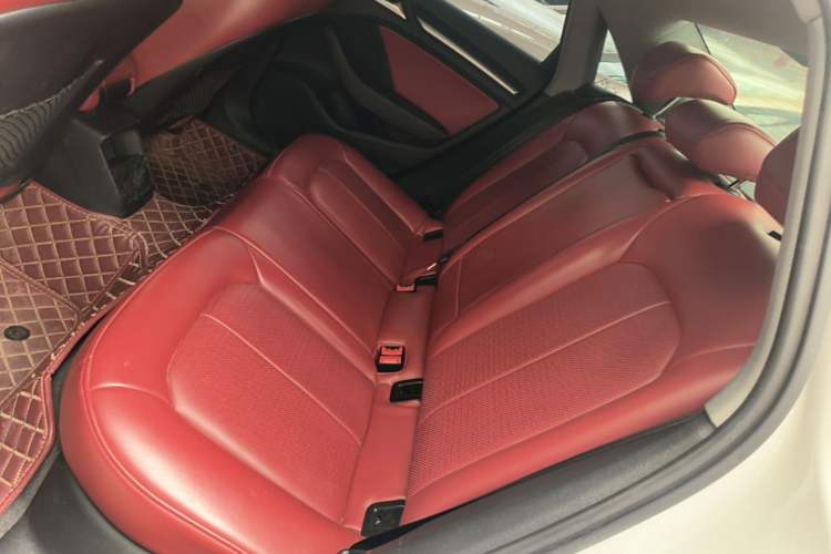 Used Audi A3 2019 Limousine 35 TFSI Ambition China VI Left Rear Seat