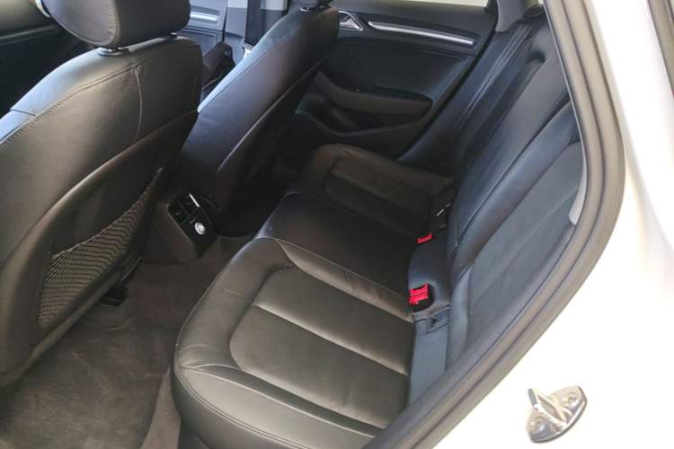 Used Audi A3 2019 Limousine 35 TFSI Style Version China V Emission Standard Left Rear Seat